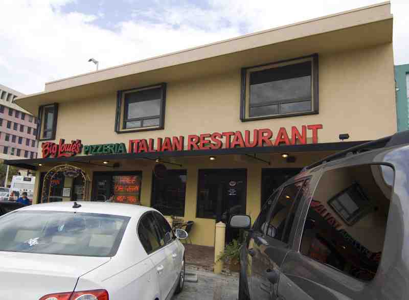 Louie S Pizzeria And Restaurant Louie S Pizzeria And Restaurant