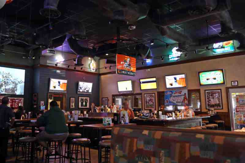 Review Of Bru S Room Sports Grill 33073 Restaurant 5460 W Hill