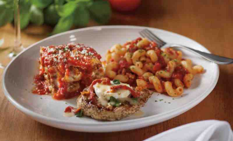 carrabbas_trio.jpg