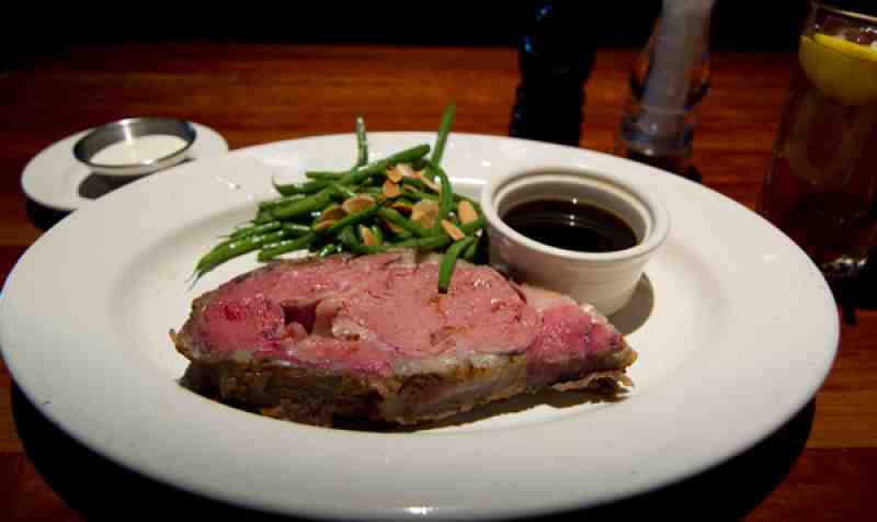 Review Of Redlands Grill 33305 Restaurant 2415 N Federal Hwy J Alexanders Prime Rib With Haricot Vert