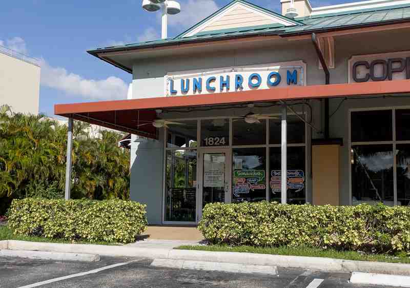 Lunchroom closed