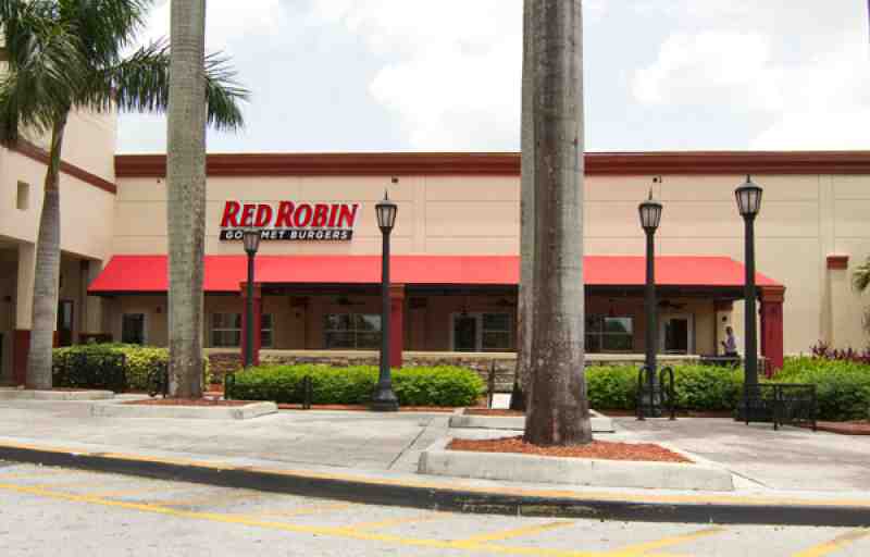 Review Of Red Robin 33026 Restaurant 11401 Pines Blvd 892