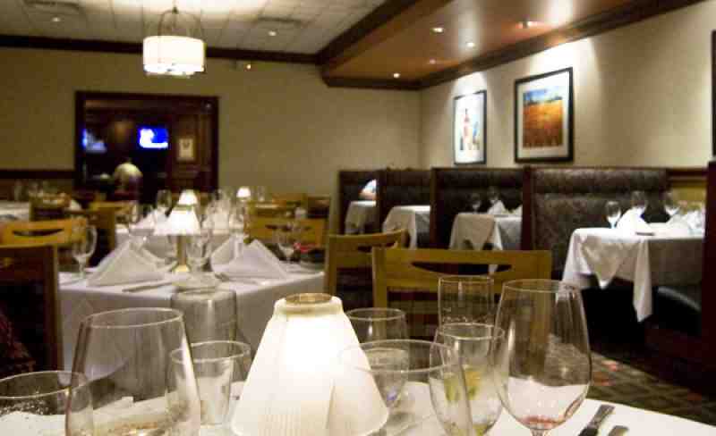 Fort Lauderdale’s special occasion experts While we’re known for our USDA Prime steaks, bone-in cuts and their signature sizzle, you’ll also find seasonal favorites, fresh seafood and scratch-made sides and desserts, along with a collection of hand-crafted cocktails and award-winning starke.gae: Complimentary Valet Service Available.